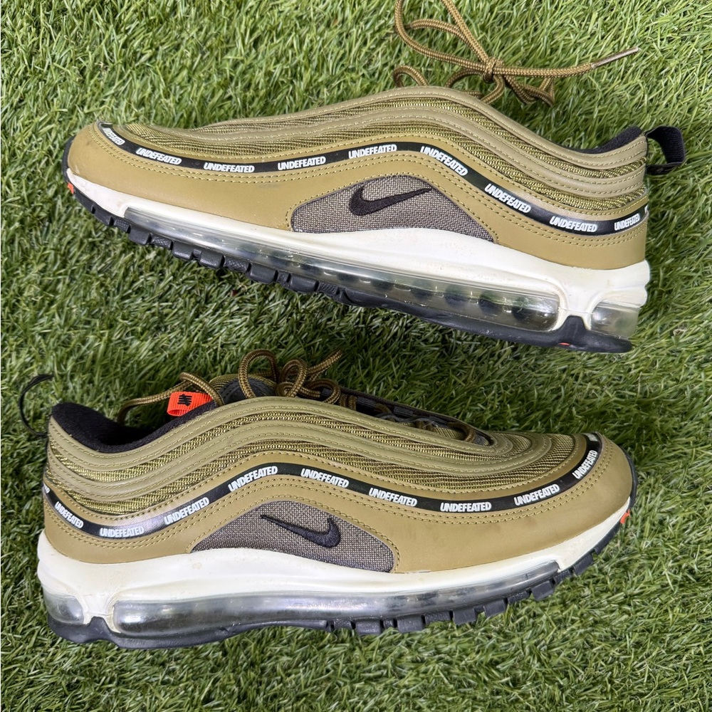 Nike Men’s Air Max 97 Undefeated militia green